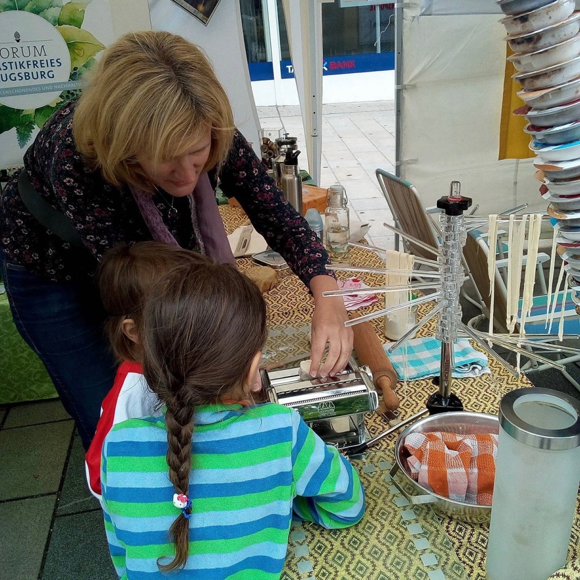 20424869_1903032499964828_2057591127_o